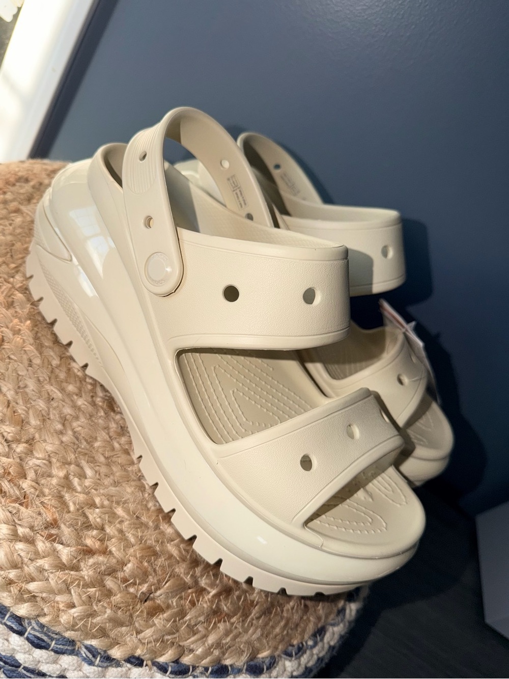 CROCS Mega Crush Sandals - Picture 3 of 9